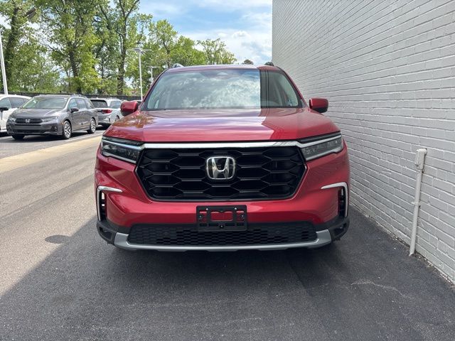 Red 2025 Honda Pilot Touring AWD SUV / Crossover All-Wheel Drive Automatic