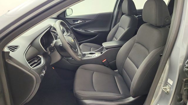 2023 Chevrolet Malibu LT - 9