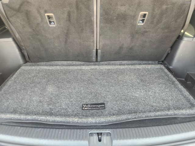 2024 Volkswagen Atlas 2.0T Peak Edition SE w/Technology Gray at Bayshore Chrysler Jeep Dodge Ram