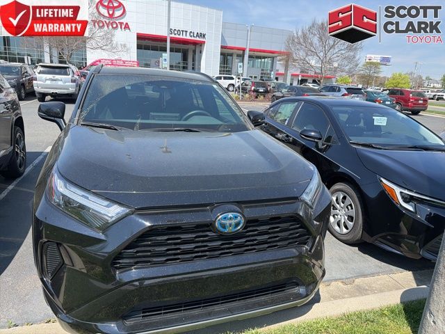 2023 Toyota RAV4 Hybrid SE