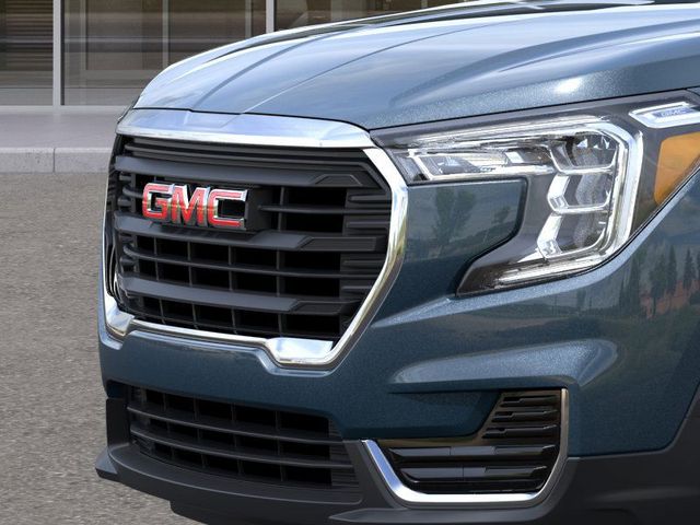 2024 GMC Terrain SLE 13