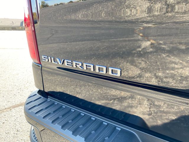 2022 Chevrolet Silverado 1500 LTD RST 32