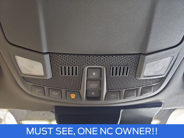 Used 2020 Gray Ford Lariat image 24