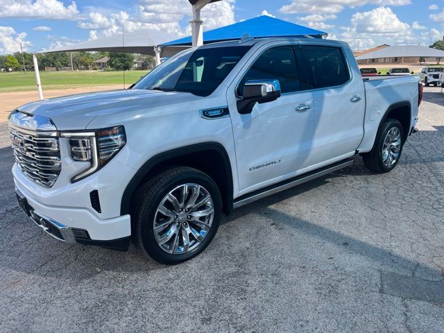 2023 GMC Sierra 1500 Denali Crew Cab 4WD
