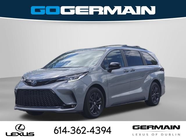 2025 Toyota Sienna XSE