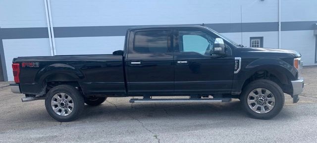 Black 2019 Ford F-350 Super Duty Pickup Truck Four-Wheel Drive 6-Speed Automatic