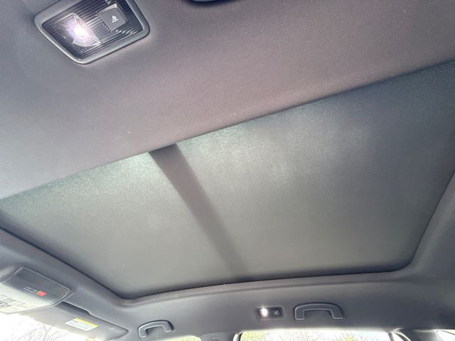 Used 2023 Silver Volkswagen 2.0T SE w/Technology image 16