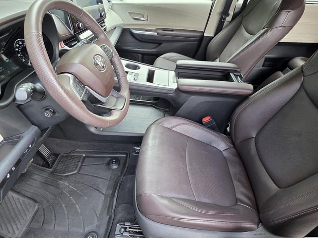 Used 2024 Toyota Sienna Van