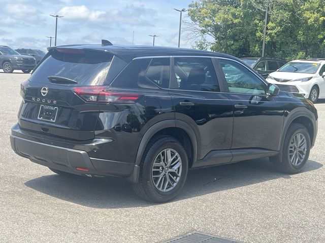 Used 2025 Black Nissan S image 13