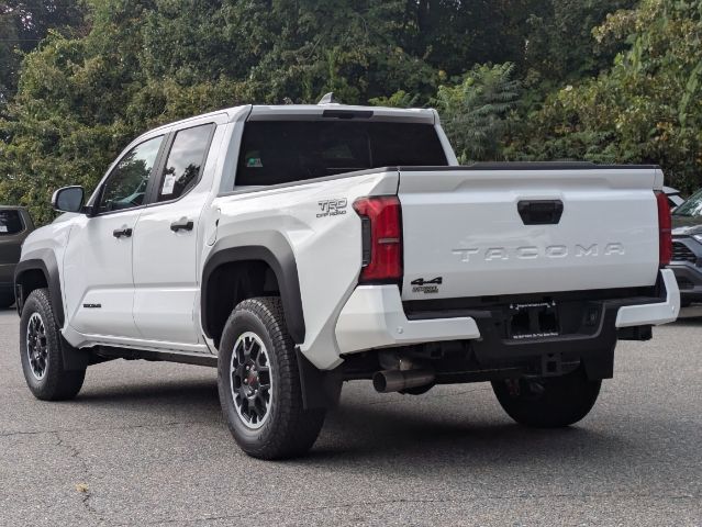 2024 Toyota Tacoma TRD Off-Road 5