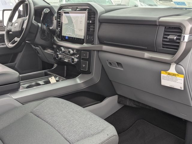 2025 Ford F-150 XLT - Photo 25