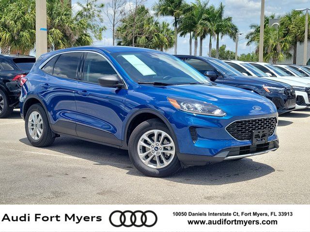 Blue Metallic 2022 Ford Escape SE AWD SUV / Crossover All-Wheel Drive 8-Speed Automatic