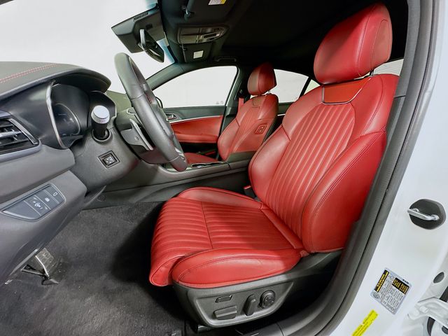 Thumbnail: 2025 Genesis G70 - 21