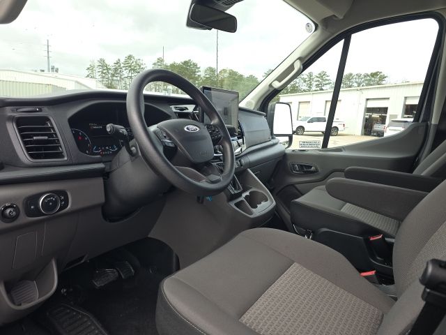 2025 Ford Transit-350 XLT:B02184