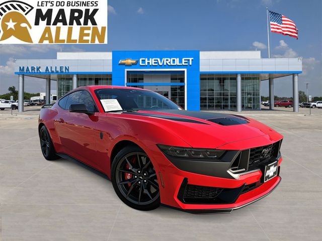 2025 Ford Mustang Dark Horse Fastback RWD