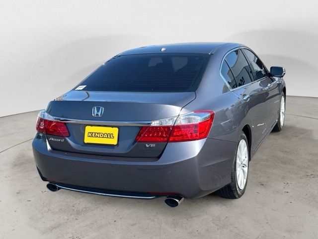 Used 2014 Silver Honda EX-L image 5