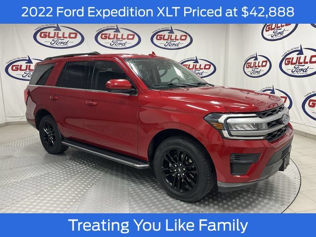 Red Metallic 2022 Ford Expedition SUV / Crossover 4X2 Automatic
