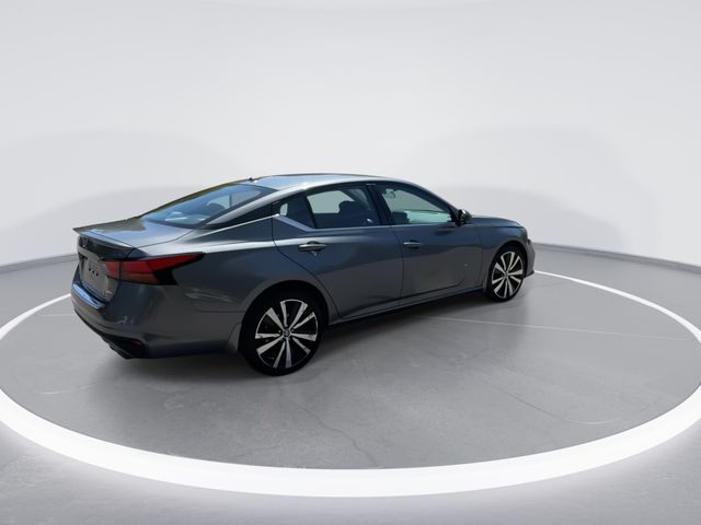 Used 2020 Gray Nissan 2.5 SR image 8