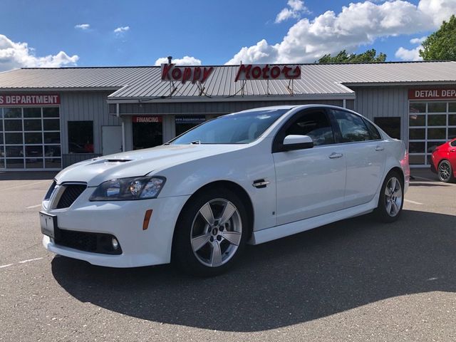 Polar White 2009 Pontiac G8 GT Sedan Rear-Wheel Drive Automatic