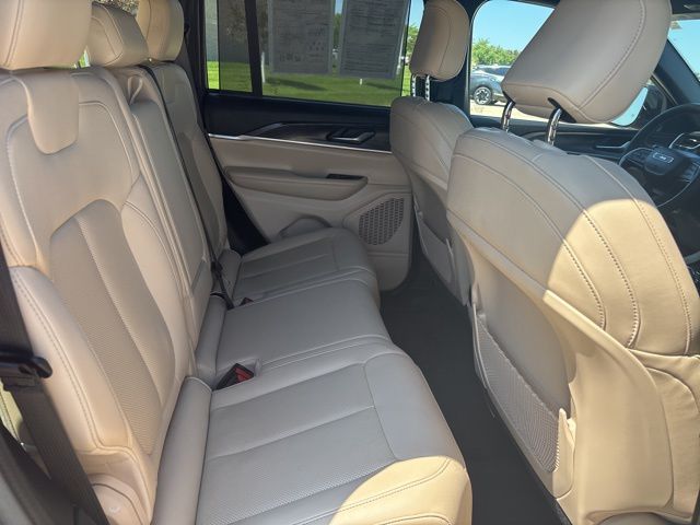 Used 2023 Jeep Grand Cherokee SUV