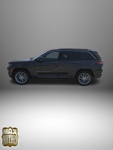 Used 2024 Jeep Grand Cherokee SUV