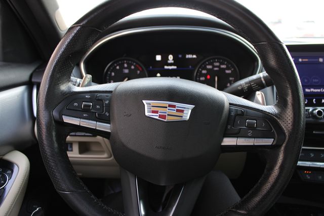 Used 2020  Cadillac Premium Luxury image 13