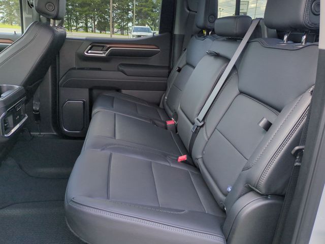 Used 2024 White GMC Denali image 23