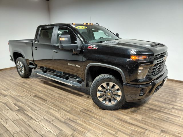 Black 2024 Chevrolet Silverado 2500HD Custom Crew Cab 4WD Pickup Truck Four-Wheel Drive Automatic