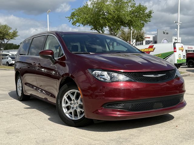2023 Chrysler Voyager LX - 1