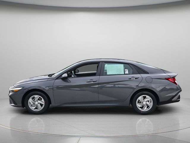 2026 Hyundai Elantra - $21,659