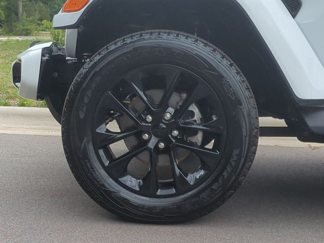 Used 2021 White Jeep Overland image 19