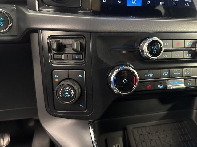2025 Carbonized Gray Metallic Ford F-150 XLT 4X4 Truck