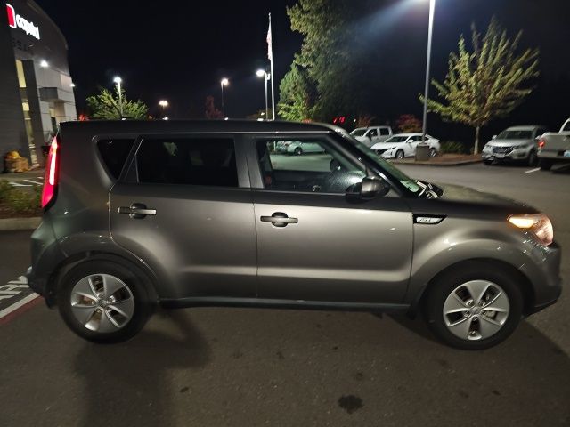 2016 Kia Soul Base 8