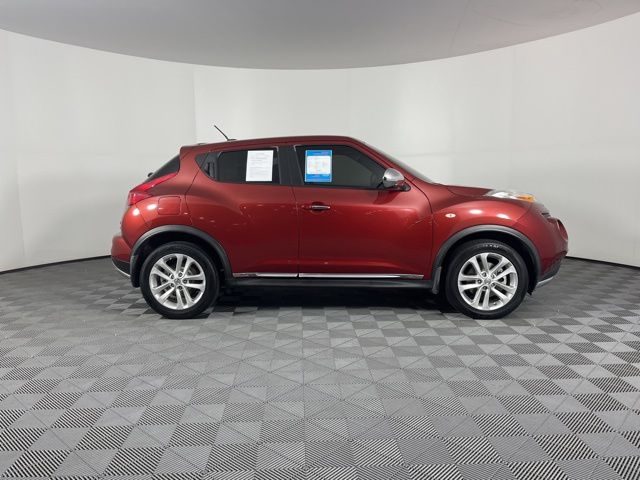 2012 Nissan Juke SV 11