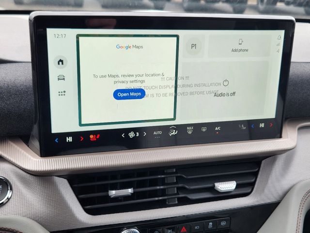 2025 Ford Explorer Active photo