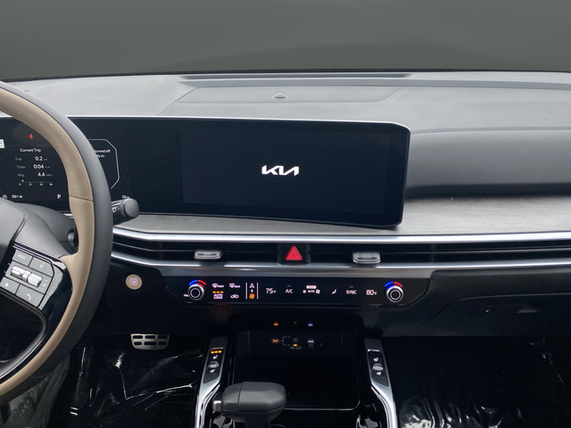 New 2026 Green Kia X-Line SX Prestige image 13