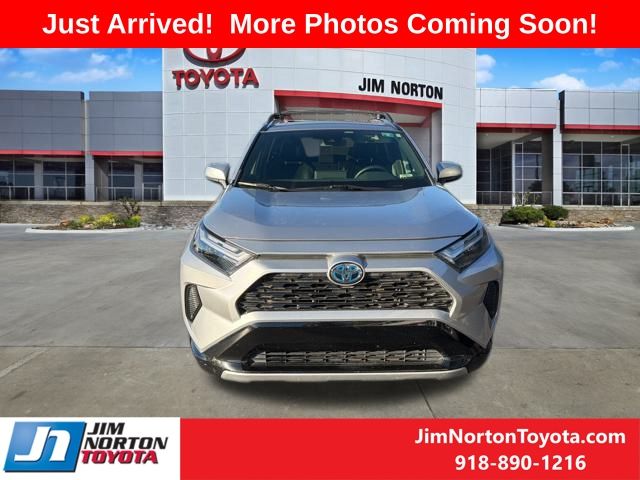 Used 2022 Toyota RAV4 SE with VIN JTM16RFV0ND070026 for sale in Northfield, Minnesota