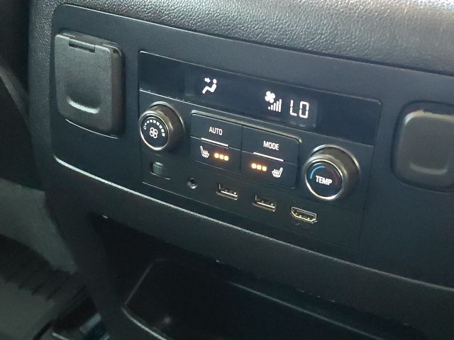 2020 GMC Yukon XL SLT:L43646A2