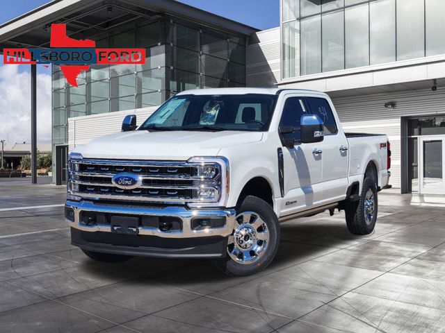 2025 Star White Metallic Tri-Coat Ford Super Duty F-250 SRW Lariat 4X4 Truck