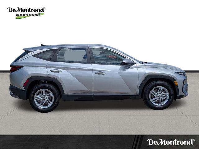 2026 Hyundai Tucson SE Silver at DeMontrond Gulf Freeway