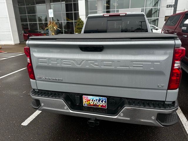 2024 Chevrolet Silverado 1500 LT 3