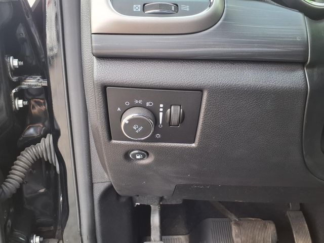 Used 2020 Black Jeep  image 20