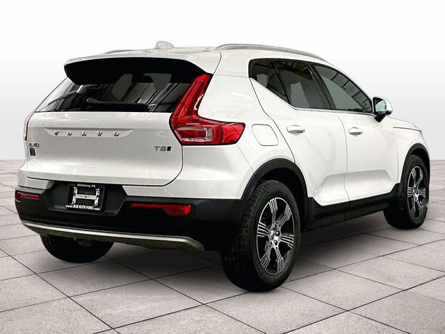 2021 Volvo XC40 T5 Inscription White at Sutliff Volkswagen