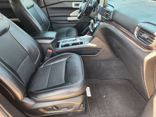 2022 Ford Explorer Limited Black at Autostrade