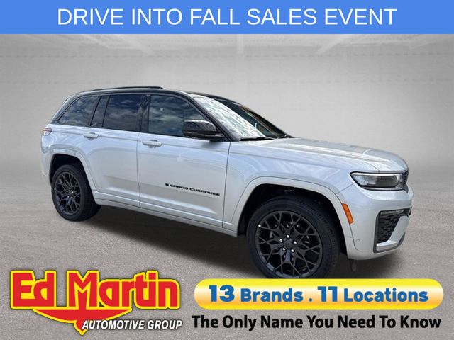 Silver Zynith 2026 Jeep Grand Cherokee SUV / Crossover Four-Wheel Drive 8-Speed Automatic