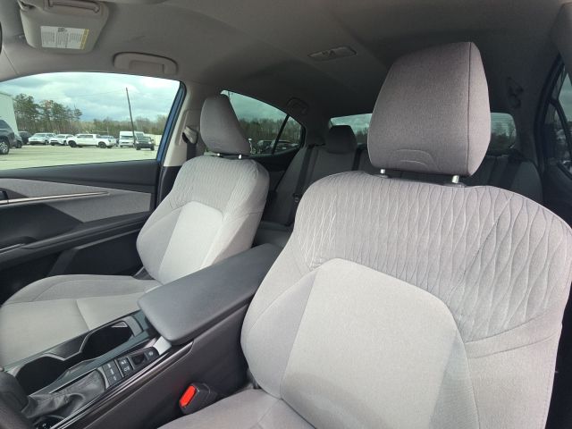 2025 Toyota Camry LE:45680A