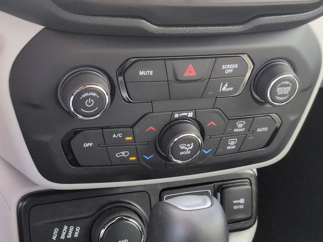 Used 2022 Gray Jeep Limited image 24