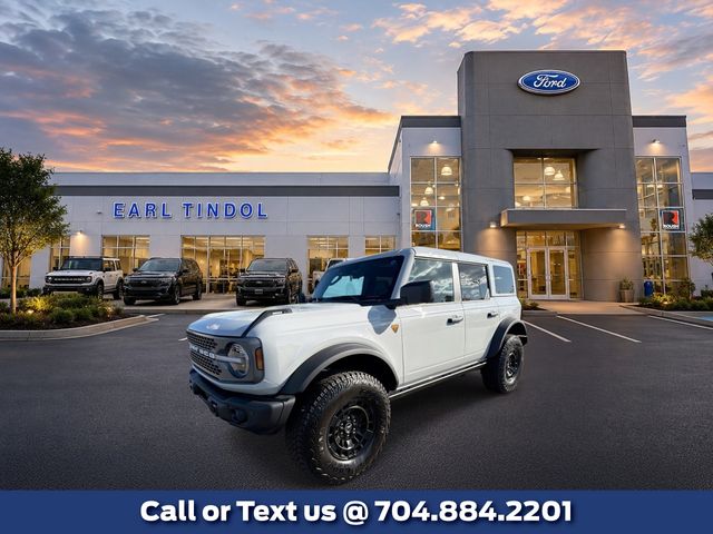 Avalanche Gray 2026 Ford Bronco SUV / Crossover Four-Wheel Drive Automatic