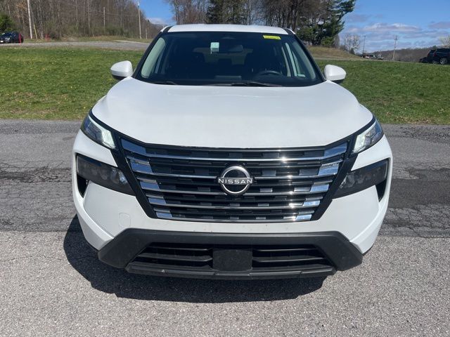 Used 2024 White Nissan SV image 11