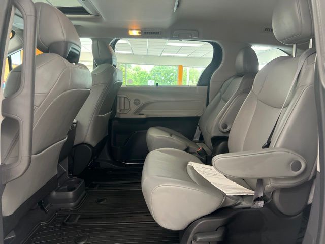 Used 2023 Toyota Sienna Van